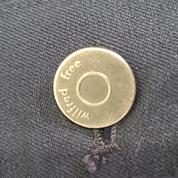 EUC Wilfred Free Skirt Women's sz 8 Blue Stretch Denim Button Down Mini Skirt - Picture 8 of 8